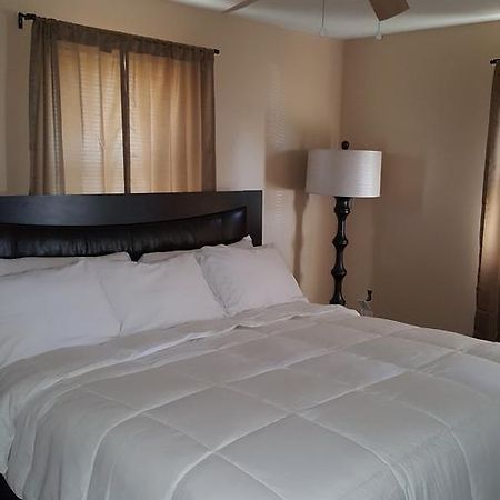 Вілла New Orleans East Retreat Екстер'єр фото